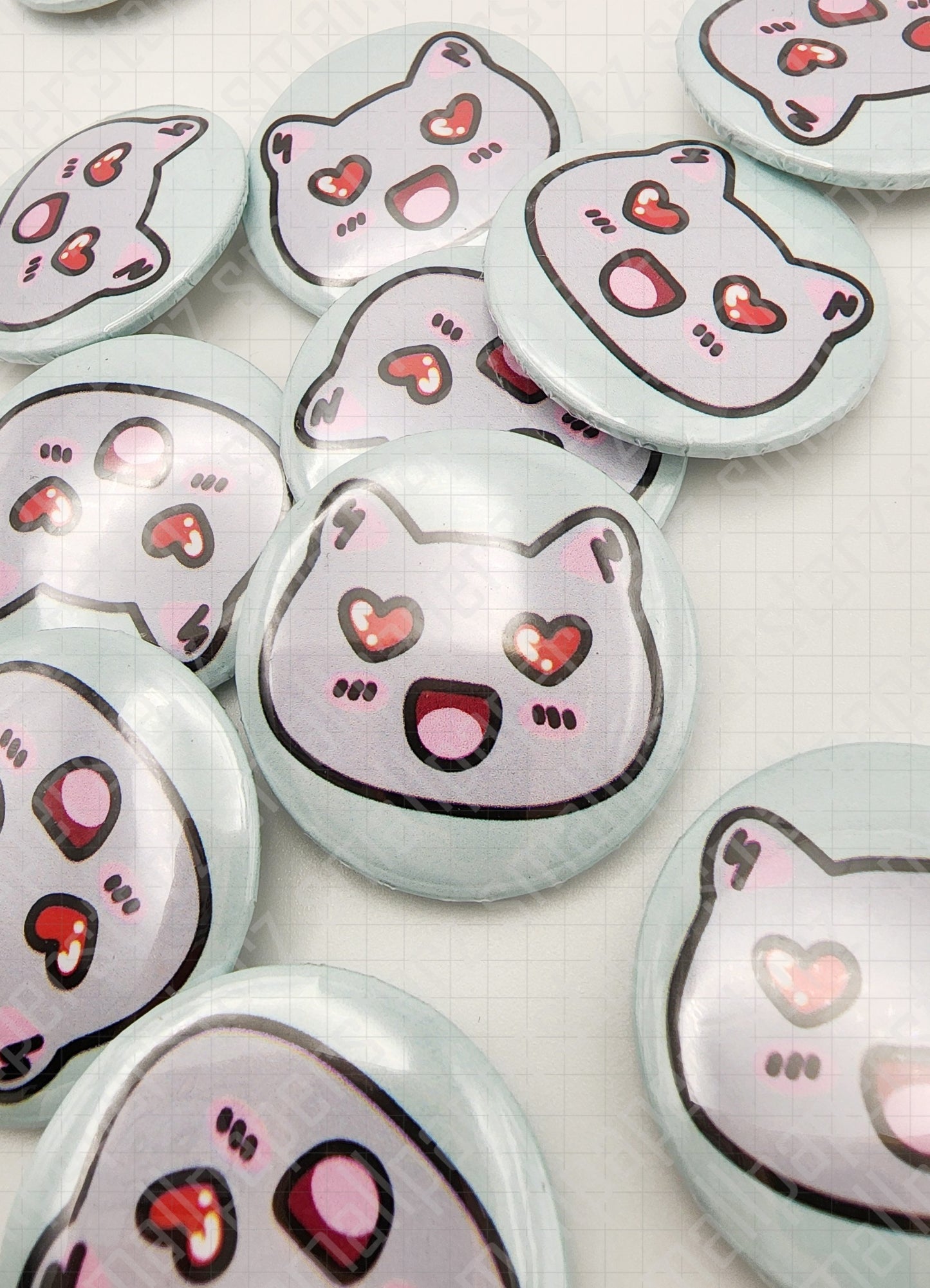L022 - Love Heart Eyes Gary-moti Pinback Button / Badge